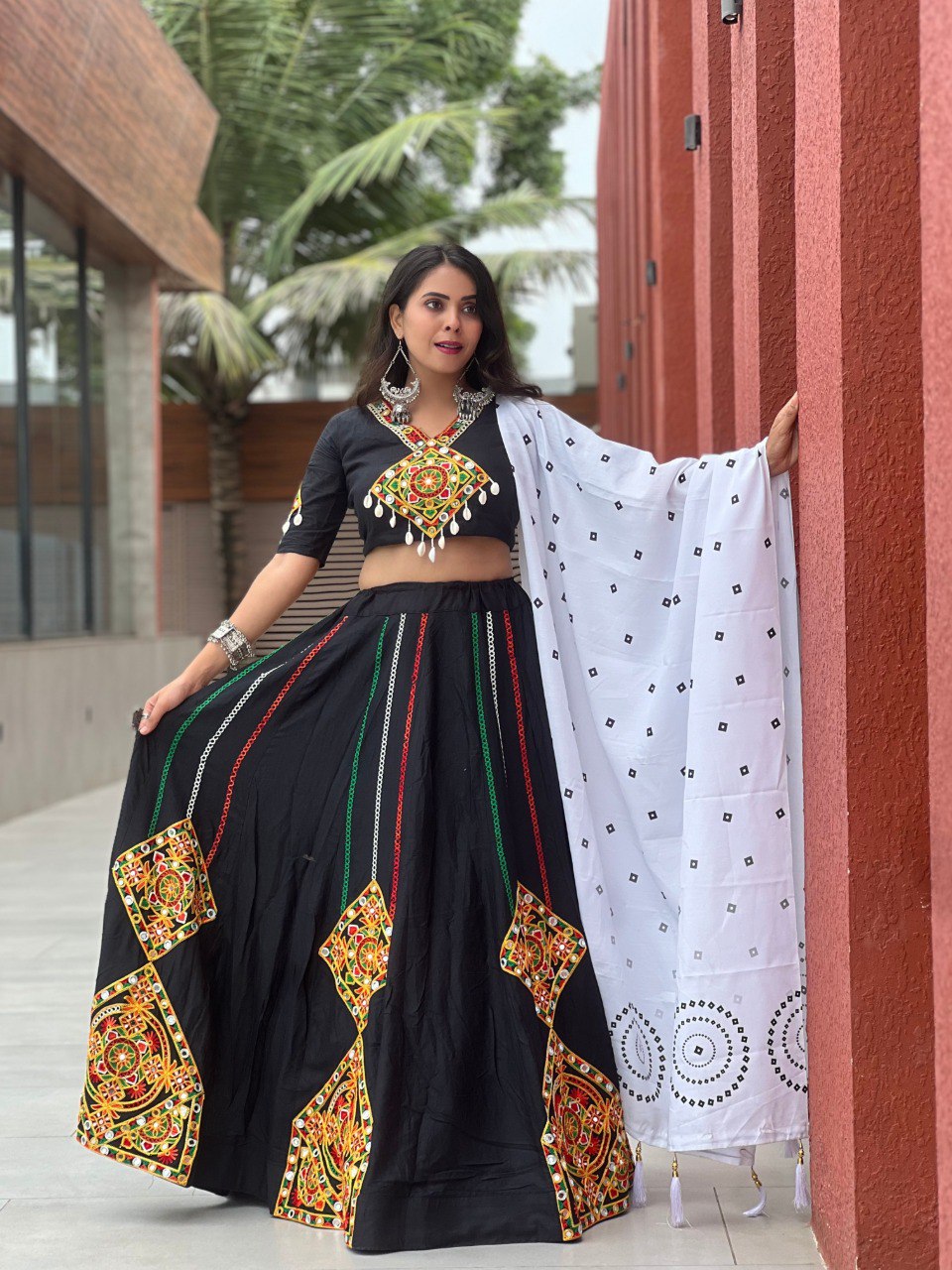 NAVRATRI SPECIAL Lehenga Choli 🥢 ✨ Gamthi Work with Real Mirror & Digital Printed Dupatta ✨ 6 Meter Big Flair – Perfect for Garba & Navratri Nights 🌟